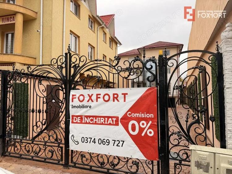 Casă cu 11 camere cu Teren 610 Mp în Central