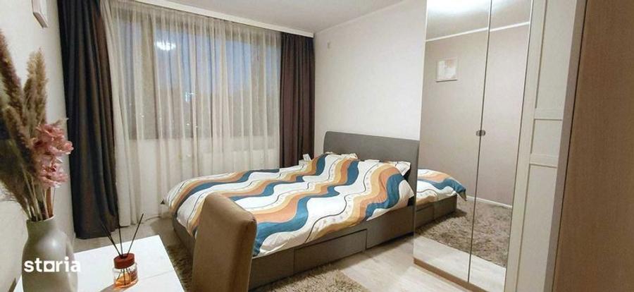 Apartament cu 3 camere semidecomandat, mobilat în Parcul Circului