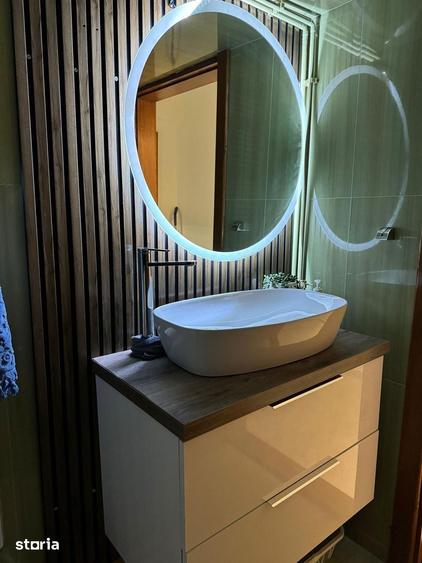 Apartament cu 3 camere decomandat în Calea București