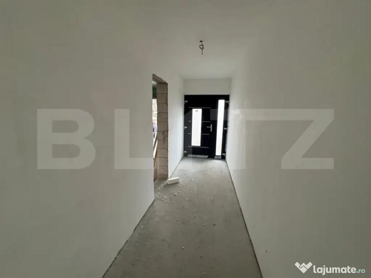 Casă cu 4 camere cu Teren 960 Mp în Lazuri