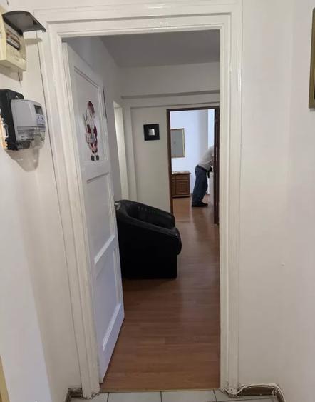 Apartament cu 2 camere decomandat, mobilat în Centrul Civic