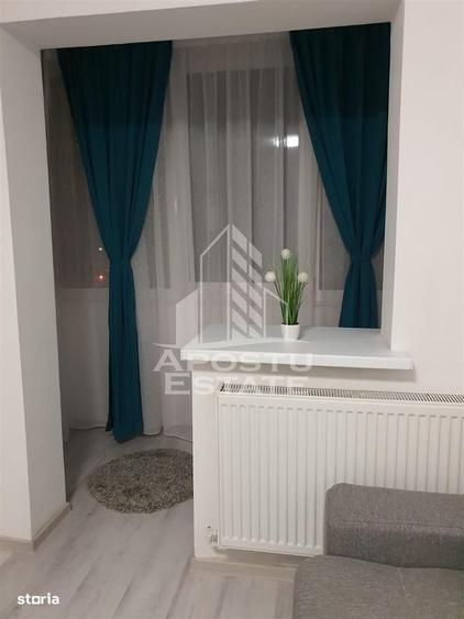 Apartament cu 2 camere semidecomandat în Girocului