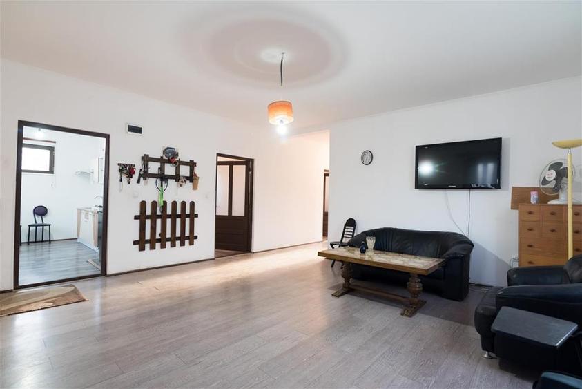 Casă individuală cu 3 camere cu Teren 1184 Mp în Sântimreu