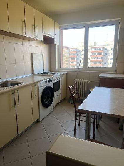 Apartament cu 2 camere semidecomandat în Alexandru Obregia