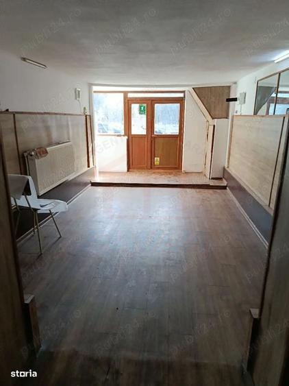 Spațiu comercial, de 88 mp, în Central