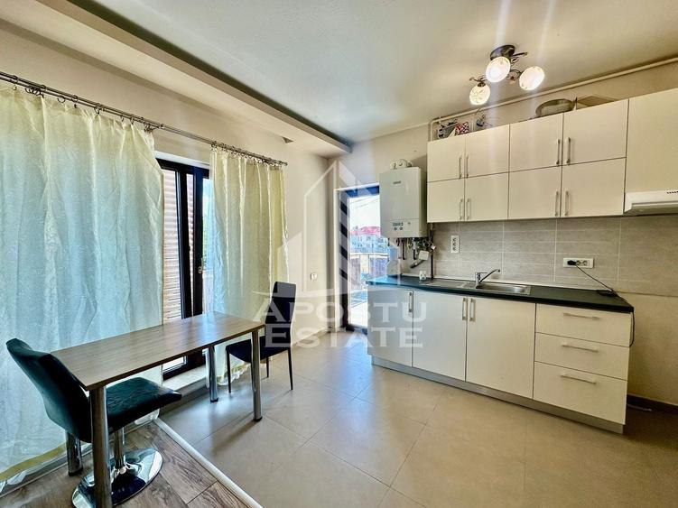 Apartament cu 3 camere decomandat, mobilat în Dumbrăvița
