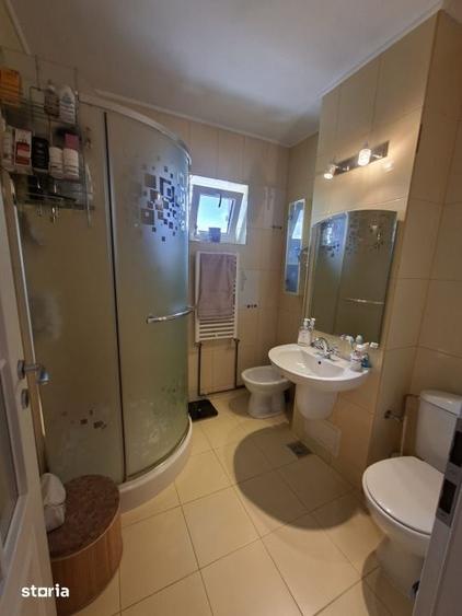 Apartament 3 camere de vanzare, et. 4, 70 mp, zona Republicii - 7