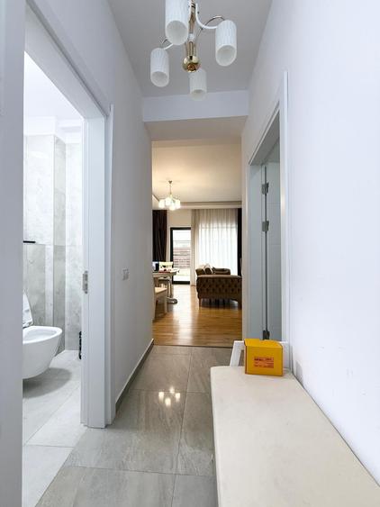 Duplex cu 4 camere cu Piscina în Tunari