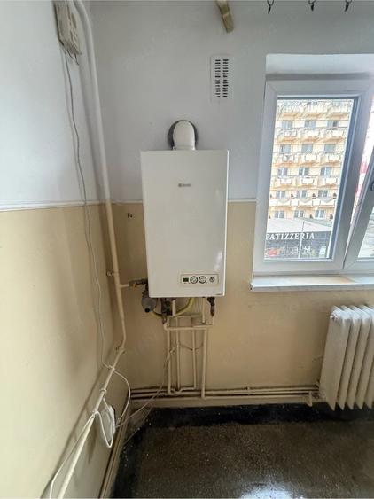 Apartament cu 3 camere decomandat în Ultracentral