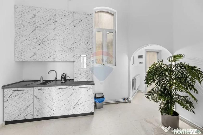Spațiu comercial, de 90 mp, în Ultracentral