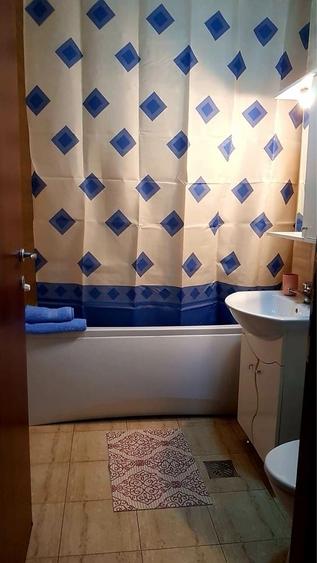 Inchiriez apartament decomandat 2 camere Mamaia Summerland - 6