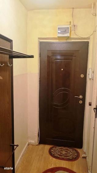 Apartament cu 2 camere în Micro 14