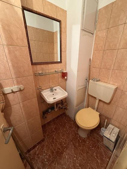 Apartament cu 3 camere decomandat în Popoveni