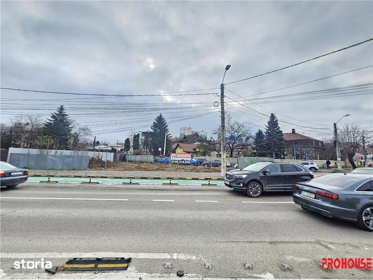 Teren de 272 mp, în Central