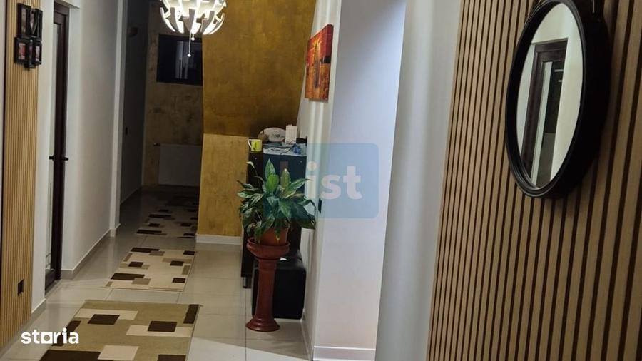 Casă cu 4 camere cu Teren 1100 Mp în Vânători