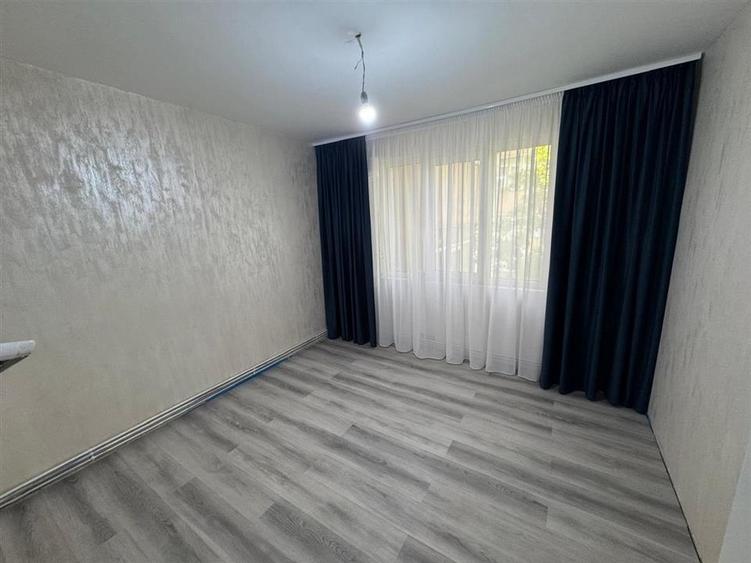 Apartament 3 camere Alexandru cel Bun - 1