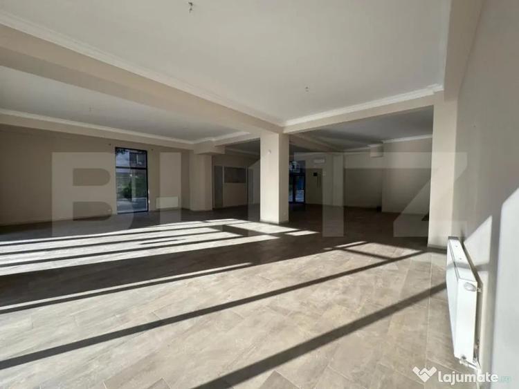 Spațiu comercial, de 161 mp, în Central