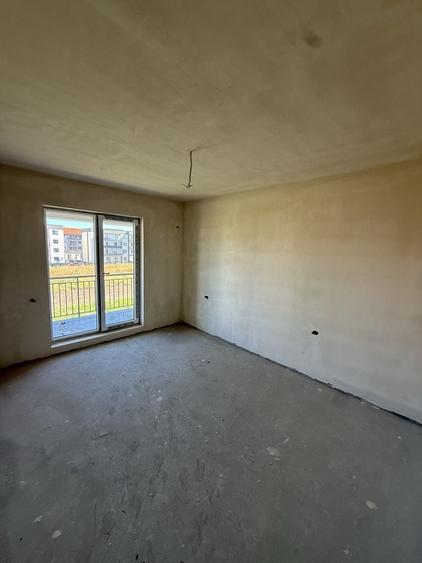 Apartament cu 2 camere decomandat în Dobroești