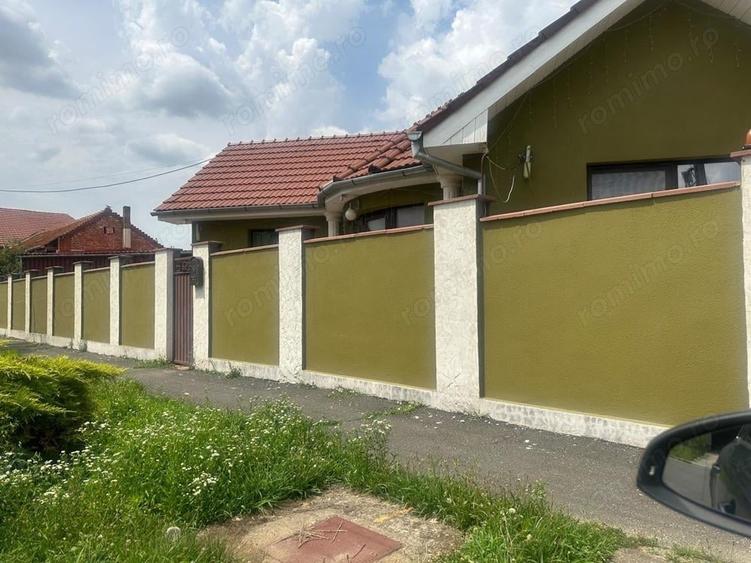 Casă cu 6 camere cu Teren 415 Mp în Central