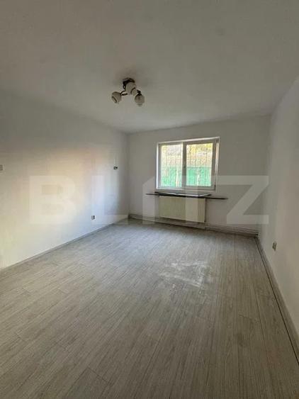 Apartament cu 2 camere semidecomandat în Codlea