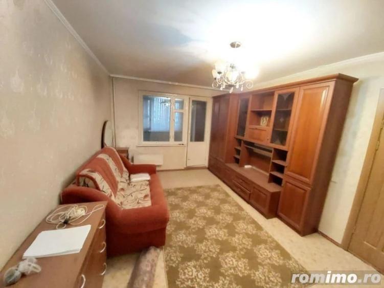 Apartament cu 2 camere decomandat în Romană