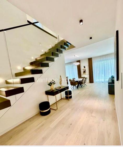 Casă individuală cu 5 camere cu Piscina în Iancu Nicolae