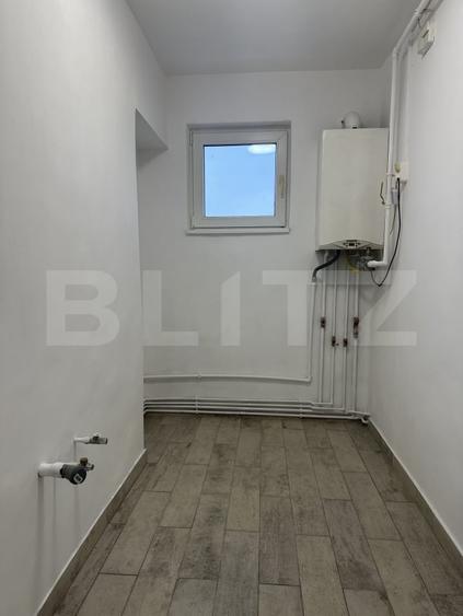 Apartament cu 3 camere decomandat în Dâmbu Pietros