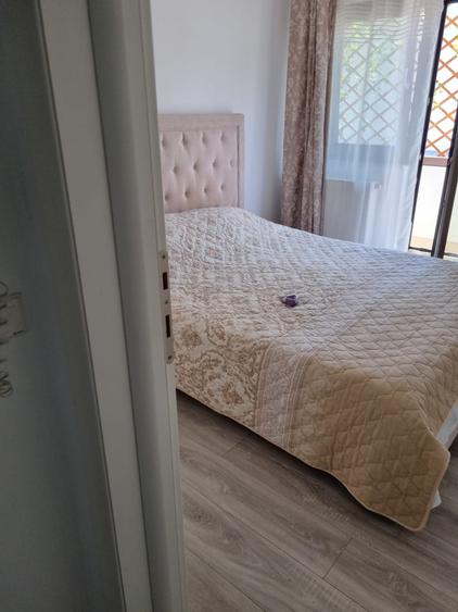 Apartament cu 2 camere decomandat în 1 Mai