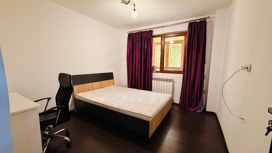 Apartament cu 2 camere în Micro 13