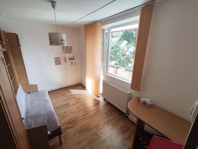 Inchiriez apt. cu 3 camere in Baia Mare intre RFN si Albina - 6