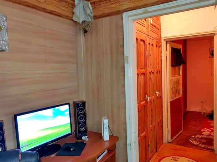 Apartament cu 3 camere semidecomandat în Hipodrom
