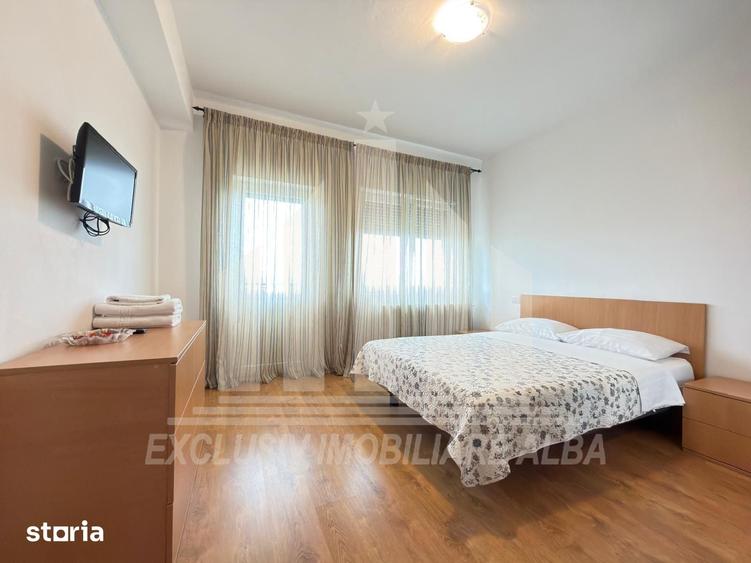 Apartament cu 3 camere decomandat în Cetate
