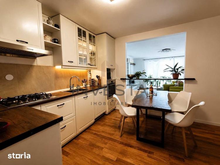 Apartament cu 4 camere semidecomandat în Între Lacuri