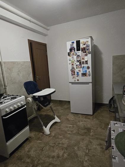 Apartament cu 2 camere decomandat în Florești
