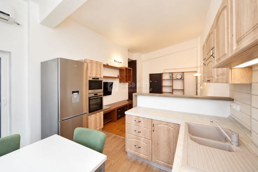 Apartament cu 3 camere decomandat, mobilat în Păcurari