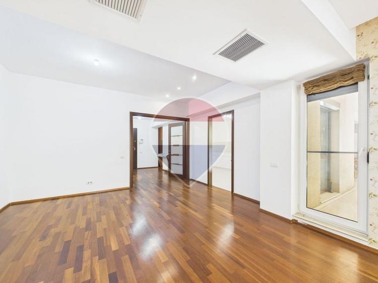 Apartament cu 3 camere decomandat în Herăstrău