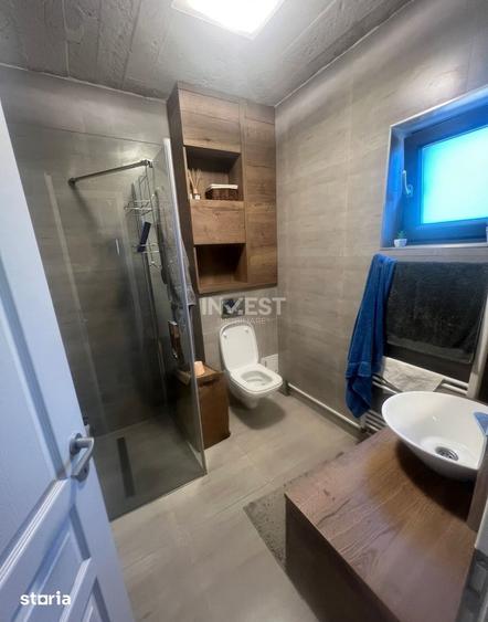 Casă cu 4 camere cu Teren 200 Mp în Central