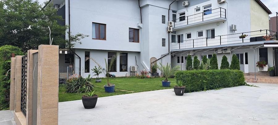 Casă cu 20 camere cu Teren 857 Mp în Schitu