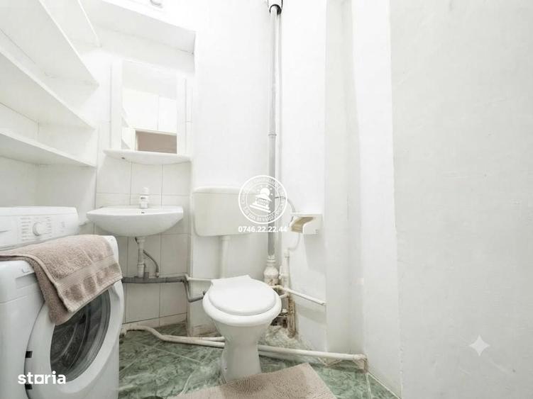 Apartament cu 4 camere decomandat în Nicolina