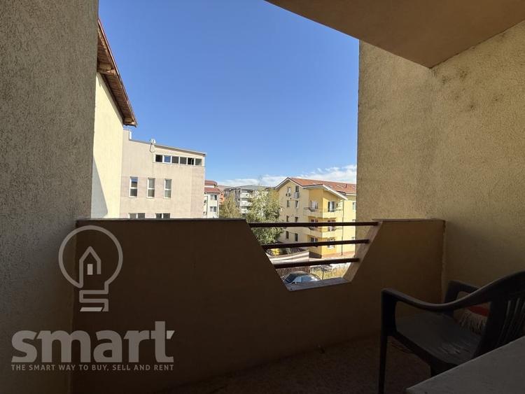 Apartament cu 2 camere semidecomandat, mobilat în Florești