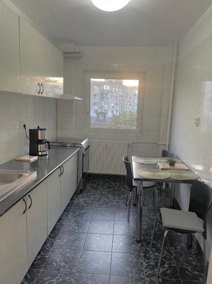 Apartament cu 2 camere decomandat, mobilat în Crângași