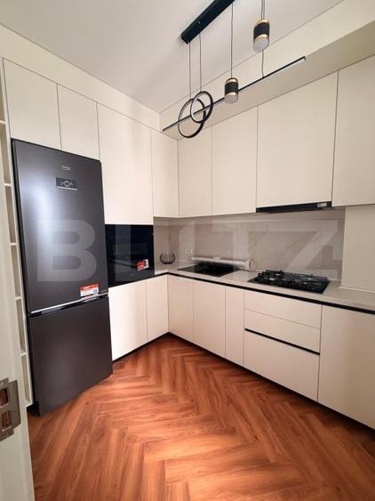 Apartament cu 2 camere semidecomandat, mobilat în Calea Severinului