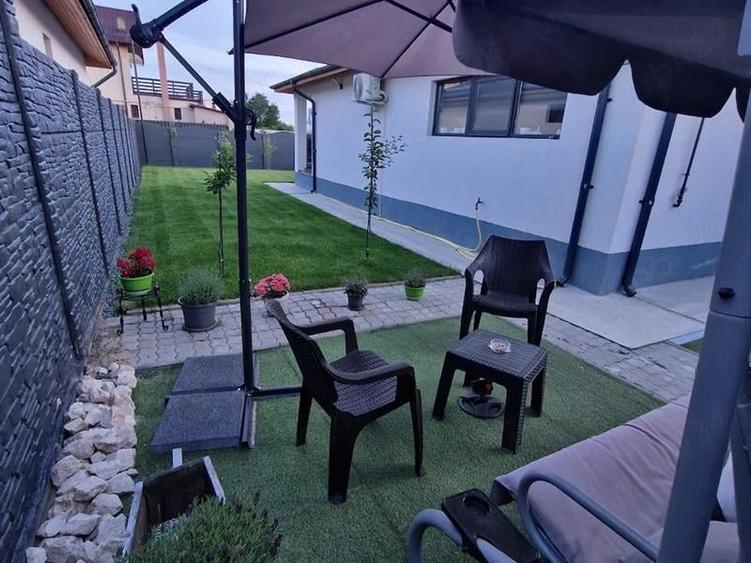 Casă individuală cu 3 camere cu Canalizare în Ișalnița