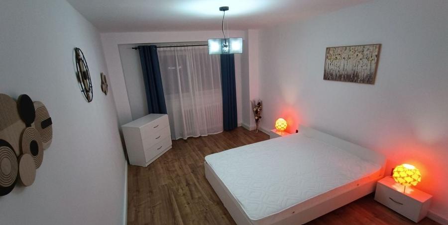 Apartament cu 2 camere decomandat, mobilat în Mărăști
