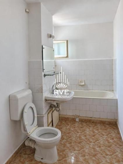 Apartament cu 3 camere în Gorjului