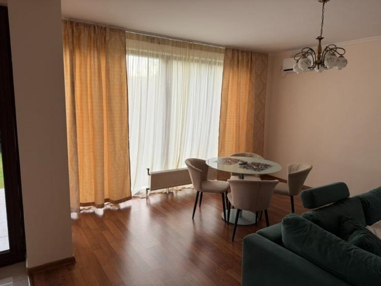 Casă cu 5 camere cu Teren 450 Mp în Central