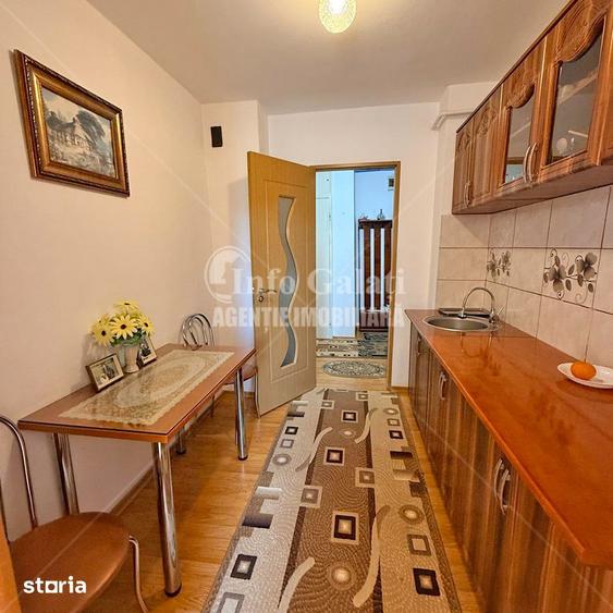 Apartament cu 2 camere în Micro 17