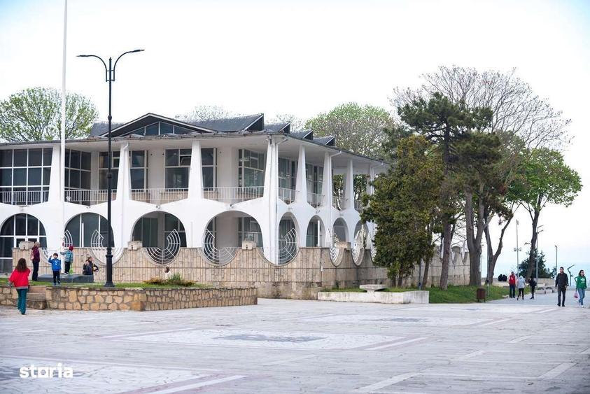 Spațiu comercial, de 4,814 mp, în Central