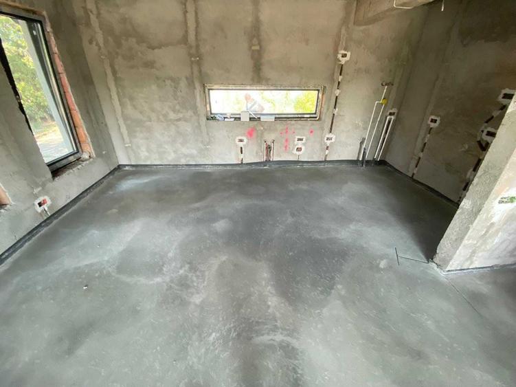 Casă cu 3 camere în Central