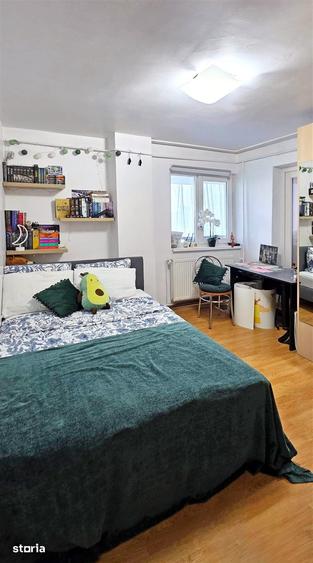 Apartament cu 4 camere decomandat în Găvana